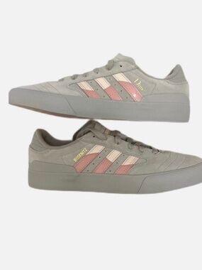 NWT!!  Adidas Dime Buzenitz Vulc II shoes (Size US 7)